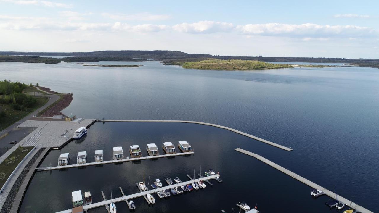 Hausboote Marina Braunsbedra Villa Buitenkant foto